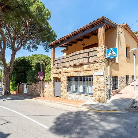 Hauzify I Marti Apartment *
